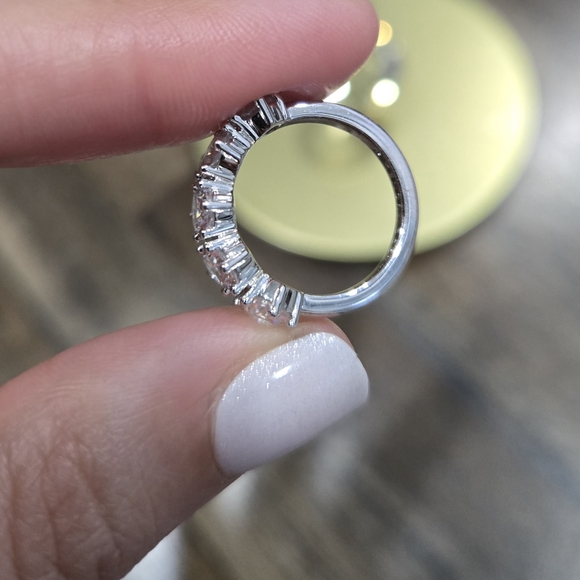 Kendra Scott Cailin Ring - Picture 8 of 11